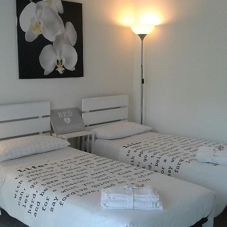 La Casa Di Emma Bed and Breakfast Rozzano Eksteriør billede