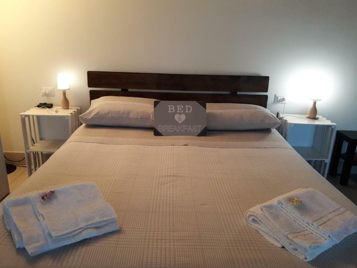 La Casa Di Emma Bed and Breakfast Rozzano Eksteriør billede